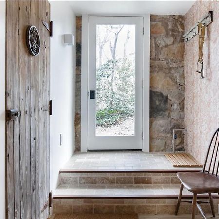 Studio Guest Suite In Forest Cottage Tryon Exterior foto